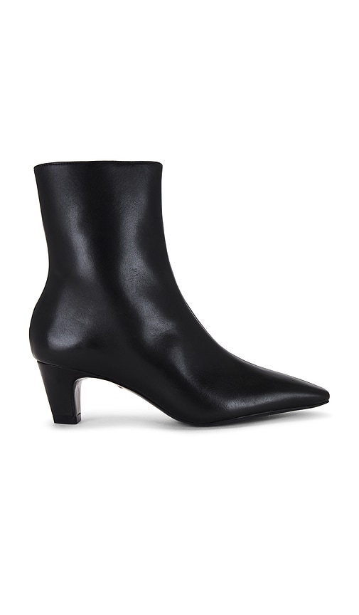 Shop Schutz Dellia Bootie In 블랙