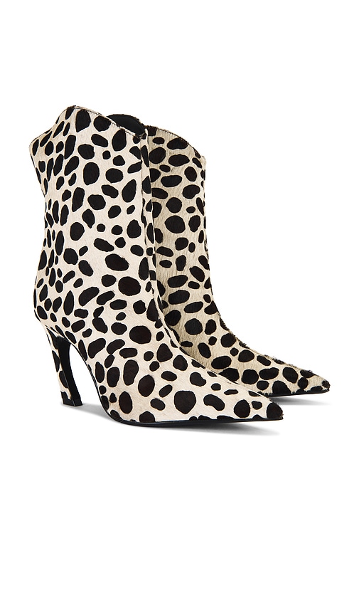 Schutz Maryann Curve Boot In White