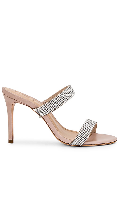 Beatriz Heel