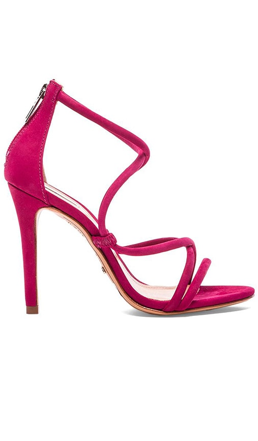 Brazilian Heel