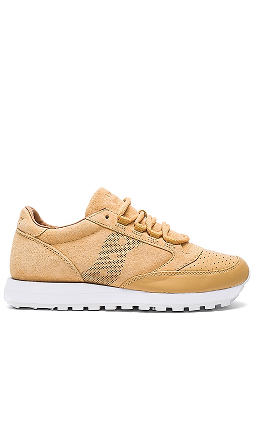 Saucony 35th Anniversary Jazz O Lux in Wheat | REVOLVE