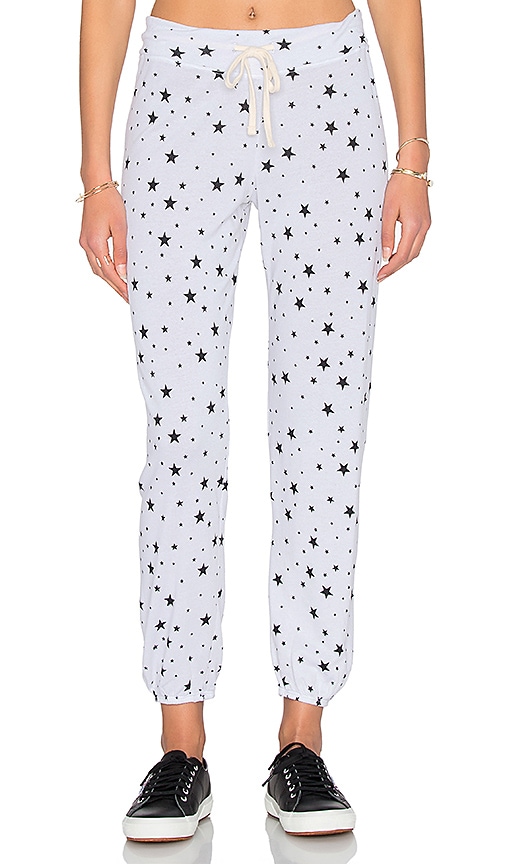 grey sweatpants with stars