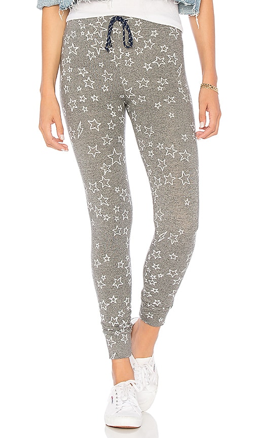 SUNDRY Stars Skinny Sweatpant in Heather Grey