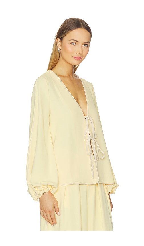Sndys Lyns 탑 In Yellow