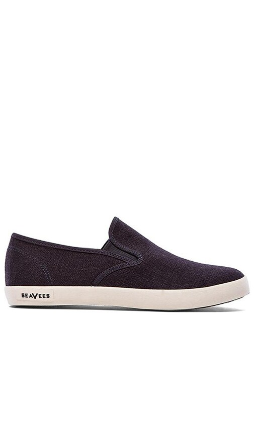 02/64 Baja Slip On