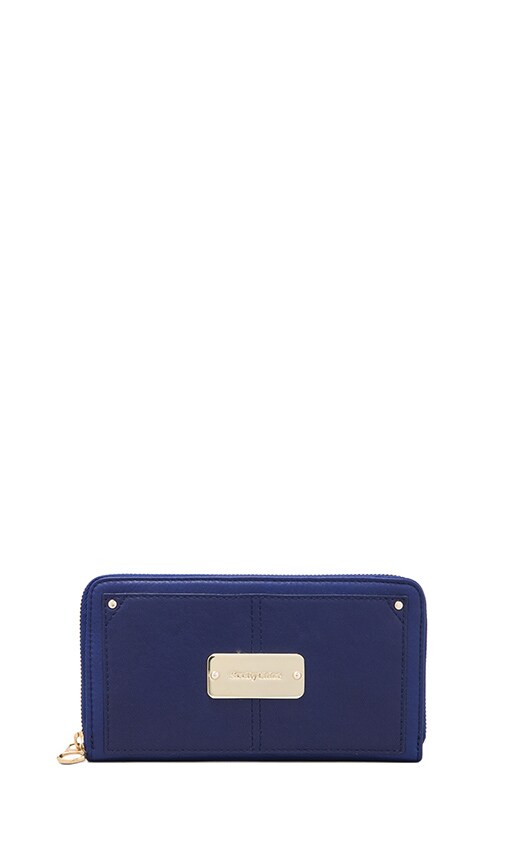 Nellie Long Zipped Wallet
