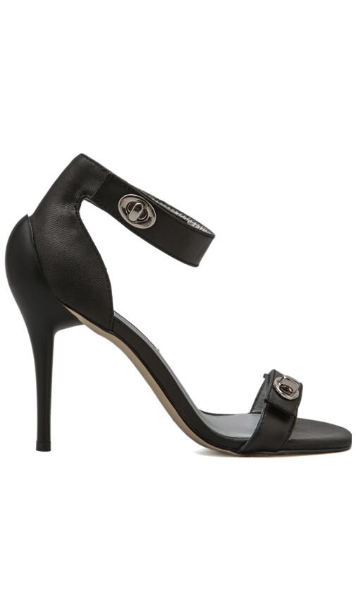 Yoko Heel