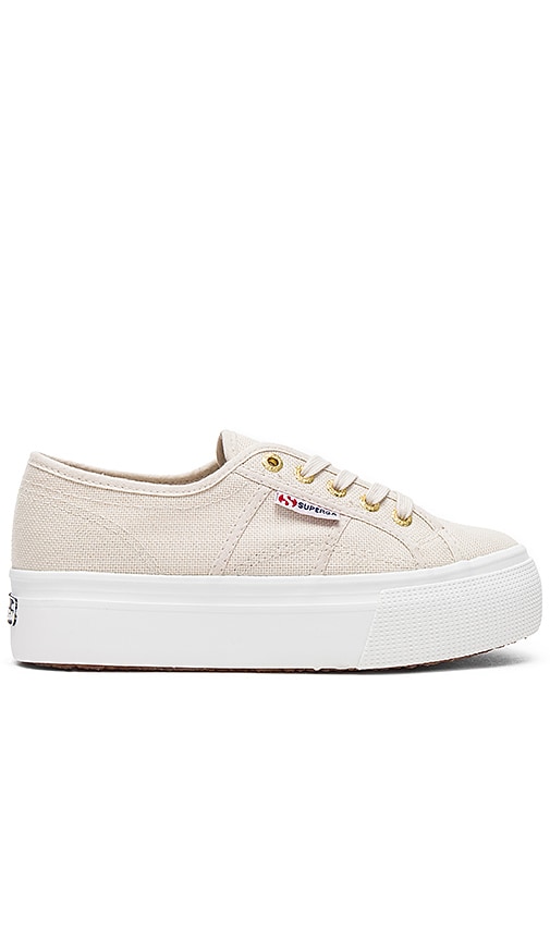 Superga 2790 スニーカー - Cafe Noir | REVOLVE