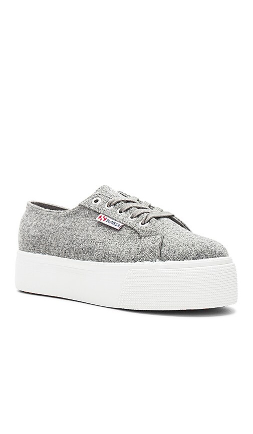 grey platform supergas