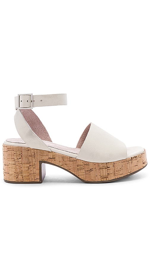 Seychelles calming influence platform sandal deals