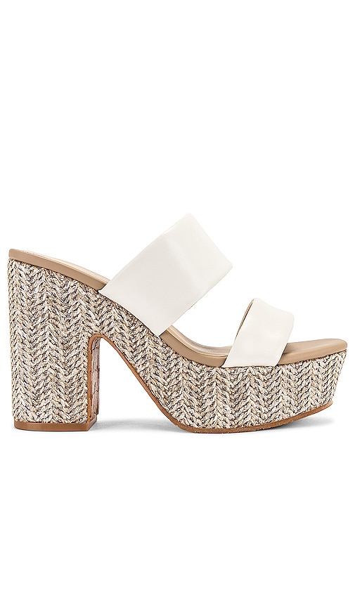 Seychelles Hotel California Sandal In Off White Leather