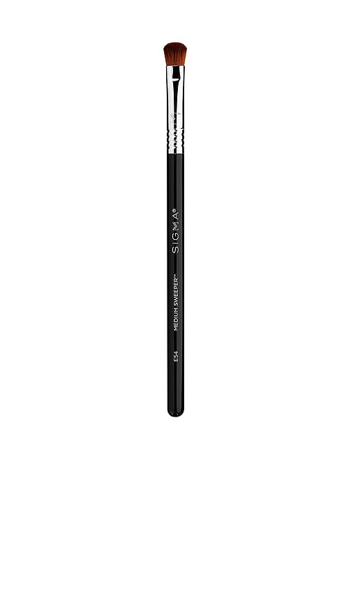 Sigma Beauty E54 Medium Sweeper Brush