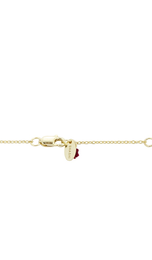  Shashi Halskette Mit Anhänger Oval In Metallic Gold. 