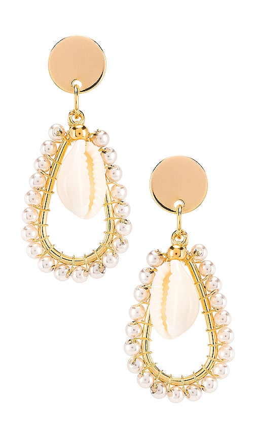Perla Shell Hoop Earring