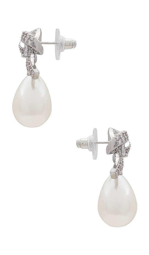 Shop Shashi Pave Bow Pearl Drop Earring In É“¶è‰²