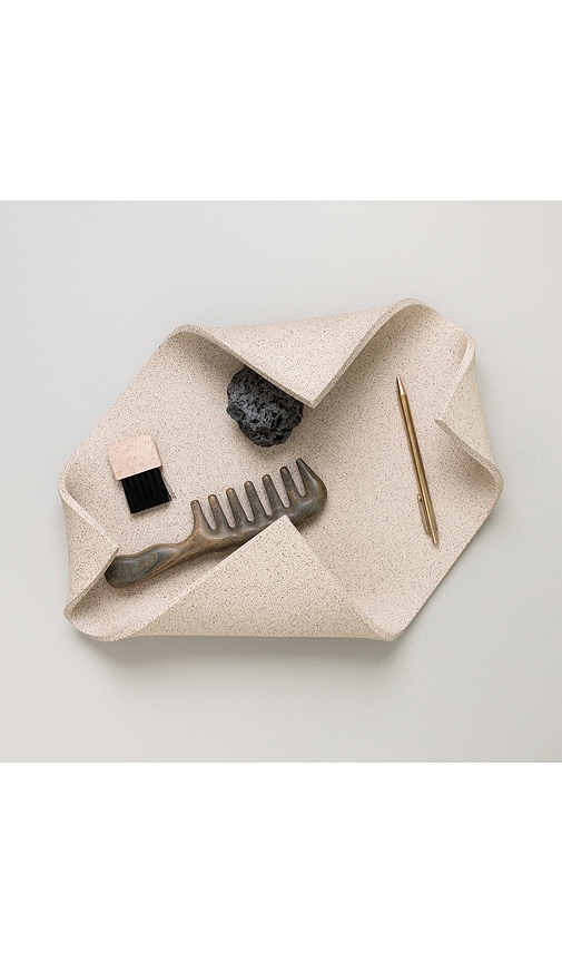  Sin Cocoon Tray In Cream. 
