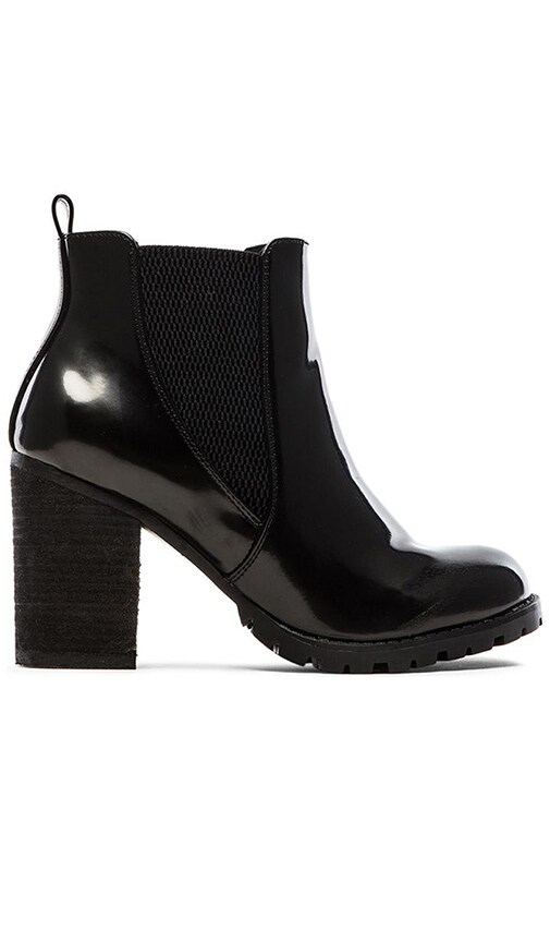 Lyonn Bootie