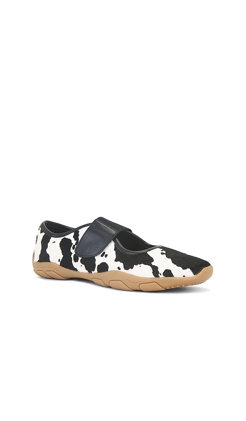 Steve Madden Scooter Sneaker In Black & White