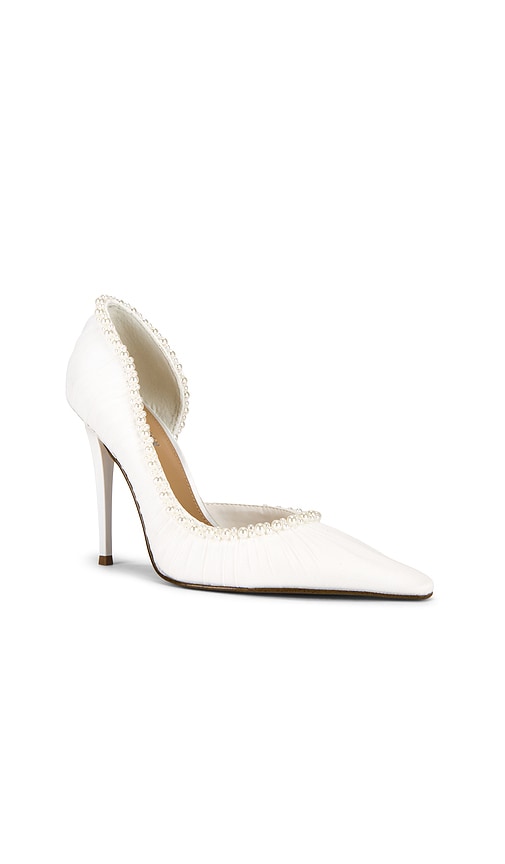 Steve Madden Elegant Pump In White