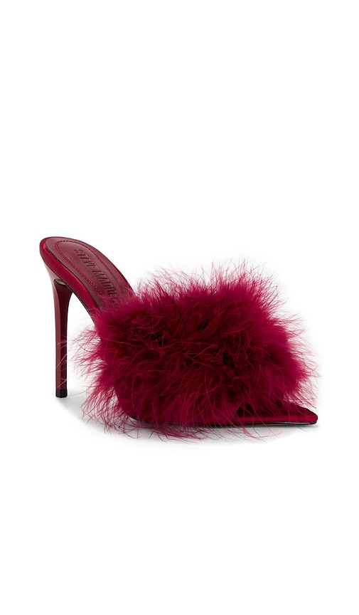 Steve Madden Ashbey Faux Feather Sandal In Red