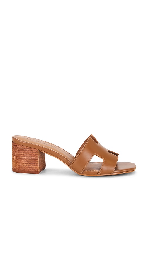 Steve Madden Hana Sandal in Cognac. - size 10 (also in 7, 8)