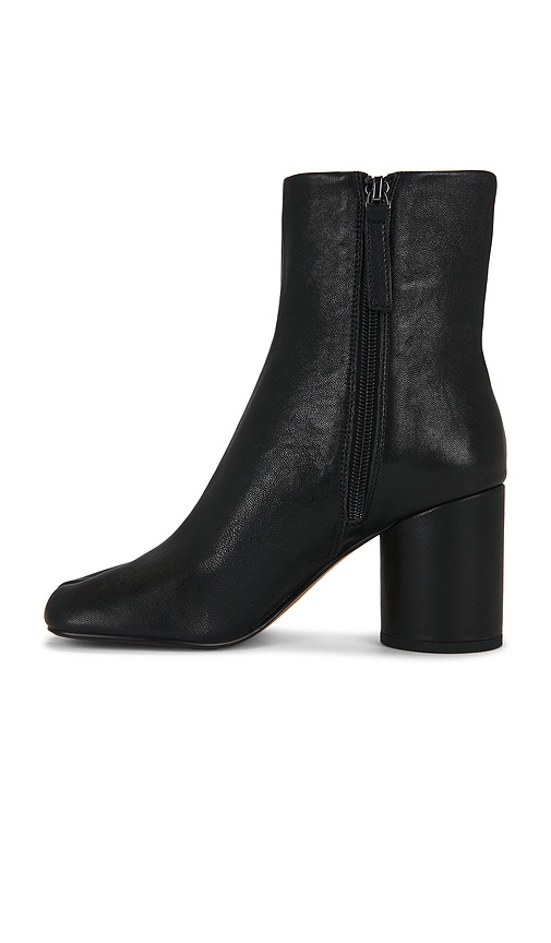 Steve Madden Caro Boot | Thumbnail 5 Steve Madden Caro Boot | Thumbnail 5