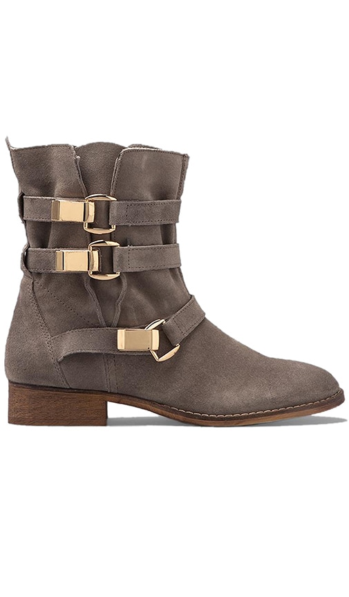 steve madden gray suede boots