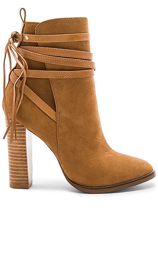 steve madden tan nubuck heels