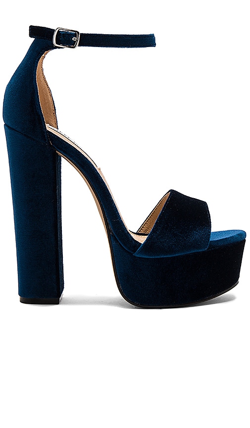 steve madden blue velvet heels