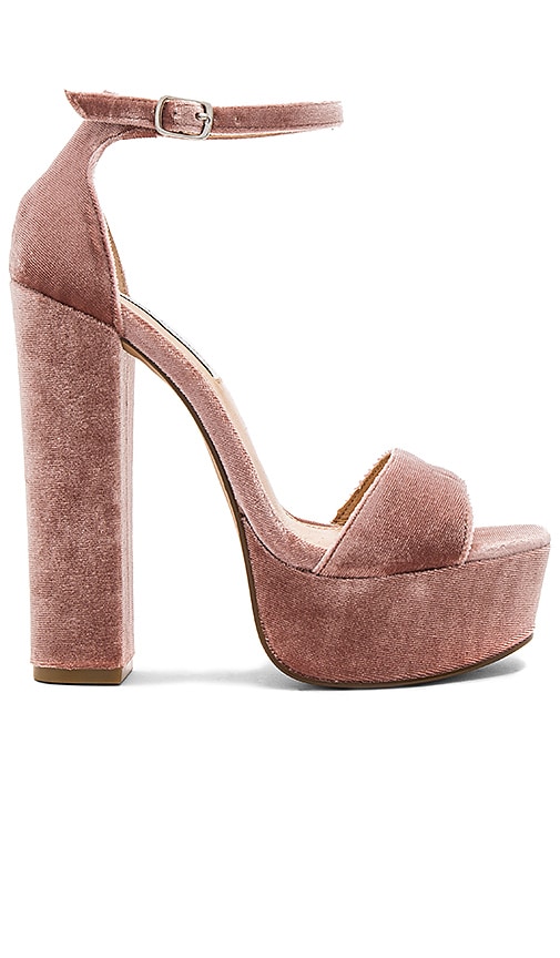 steve madden gonzo platform sandal