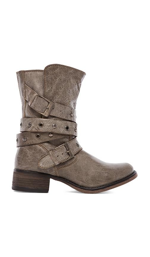 Boxa Boot