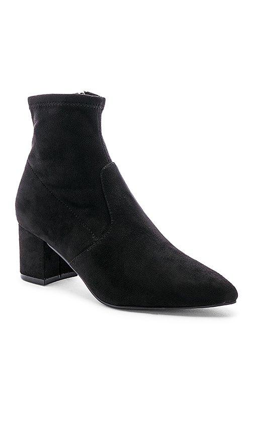 blaire bootie steve madden