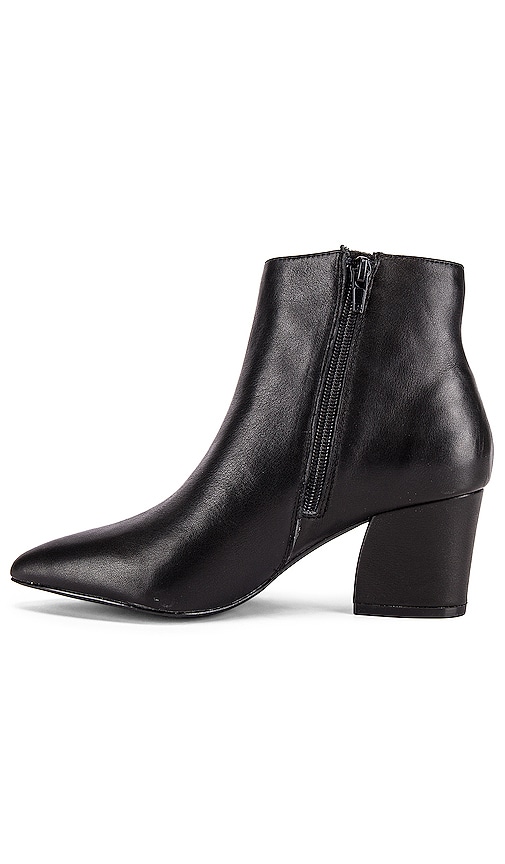 steve madden missie bootie
