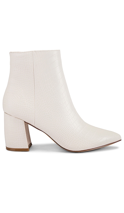 Steve Madden Nadalie Bootie in Bone 