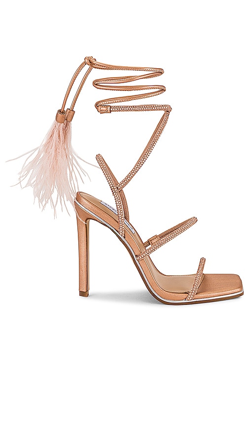 Steve Madden Upgrade Sandal in Blush