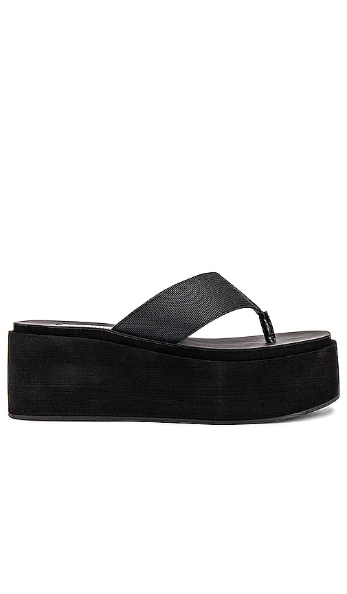 Steve Madden Better Sandal in Black | REVOLVE