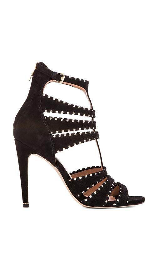 Melania Heel