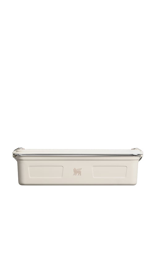 Stanley The Legendary Useful Box 2.2 Qt In White