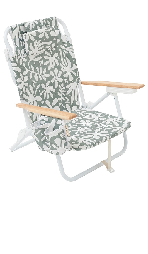 Shop Sunnylife Luxe Beach Chair In The Vacay Olive