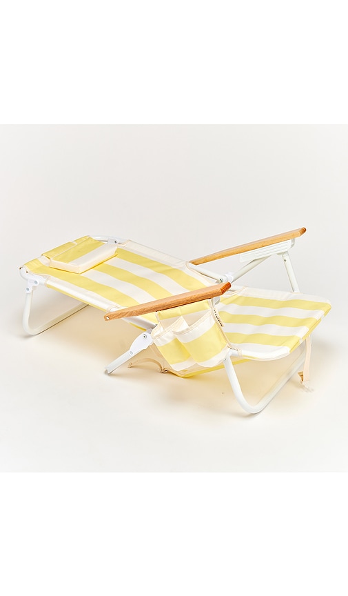 Sunnylife Deluxe Beach Chair In Yellow. 