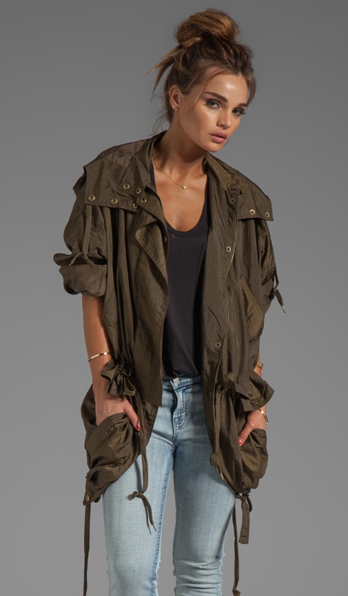 Light Nylon Short Trench With Hood
