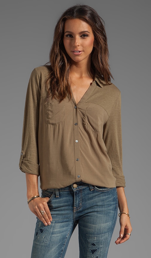 Brady Button Up