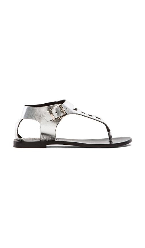 Tay Sandal