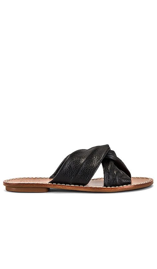 Soludos Clara Beach Slide in Black REVOLVE