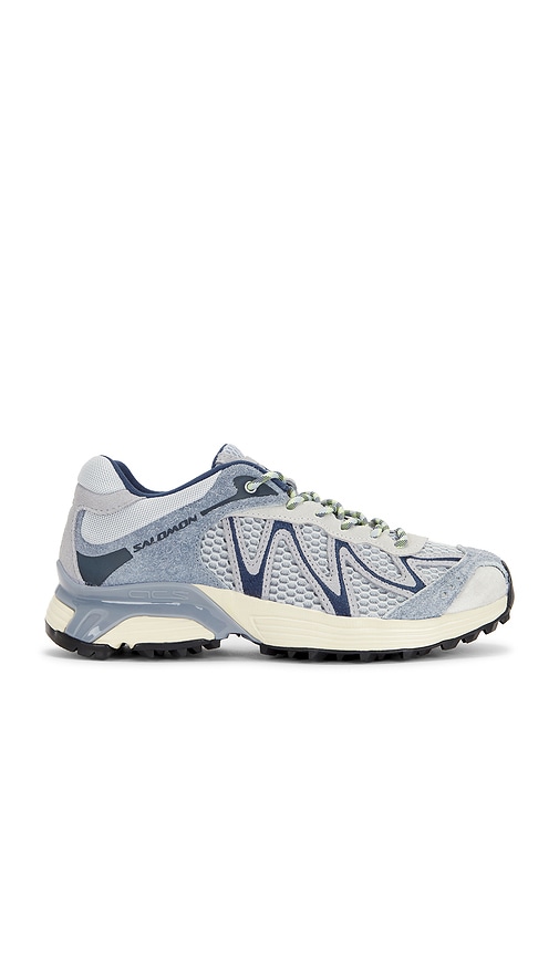 SALOMON NOVA × SWIVEL CHIFFON 138 Salomon XT-Whisper Embroidery Sneaker in Pearl Blue, Tradewinds