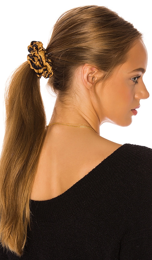 SCRUNCHIE 헤어밴드