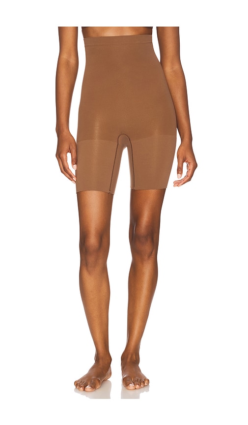Spanxsculpt Seamless Power High Waisted Short in Brown. - size XL (also in L, M, S)