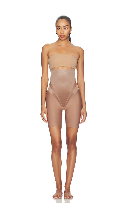 SPANX Spanxsculpt Transform High Waisted Mid Thigh Short | Thumbnail 4