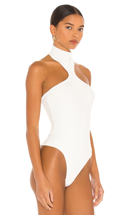  Superdown Body Kallie In White. Größe M. Also In S, L. 