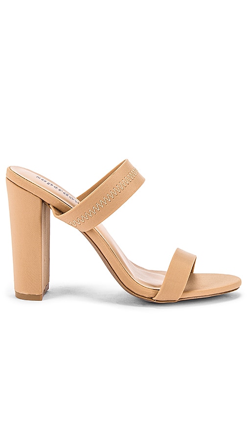 Deanna Heel